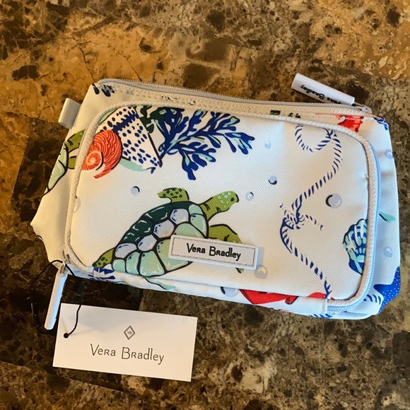 Vera Bradley Handbags - NWT Vera Bradley Compact Organizer